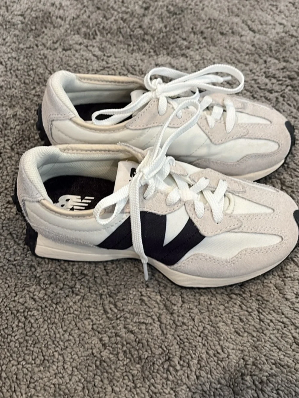 New Balance Kids  White and Black Casual Retro Sneakers